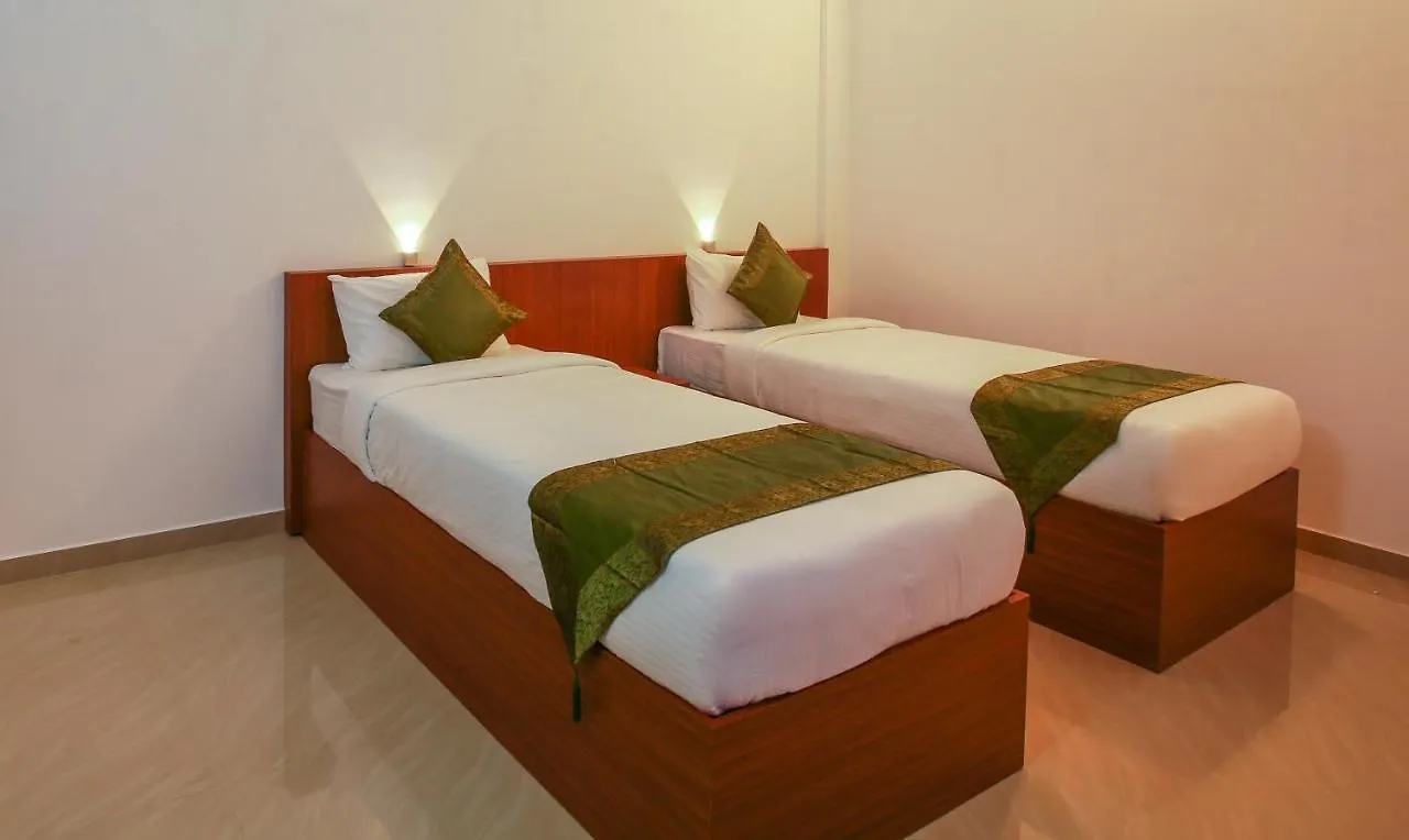Phoenix Holidays Kochi Hotel